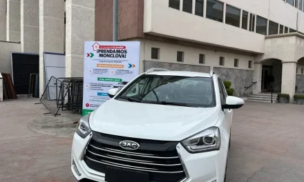 Premia Monclova a ciudadanos que cumplen con pago del predial