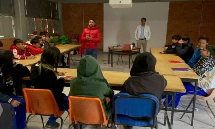 Torreón: Alumnos de secundaria reciben plática sobre salud mental