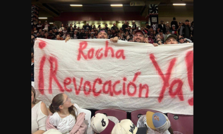 Aficionados al beisbol en Culiacán alzan la voz contra Rocha Moya