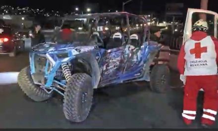 Saltillo: Menor al borde de la muerte tras volcadura de su razer en LEA y Otilio