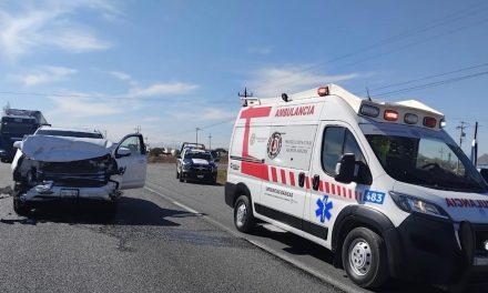 Aparatoso accidente en la carretera Saltillo-Monterrey