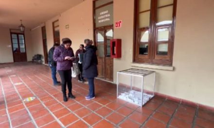 Aumenta la recaudación en Arteaga por concepto de impuesto predial