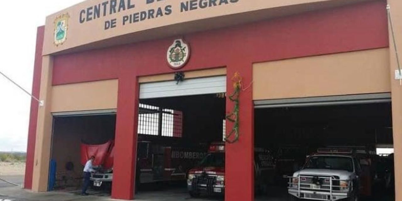 Bomberos de Piedras Negras revisan calentadores de gas