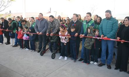Entregan techo en escuela de Monclova