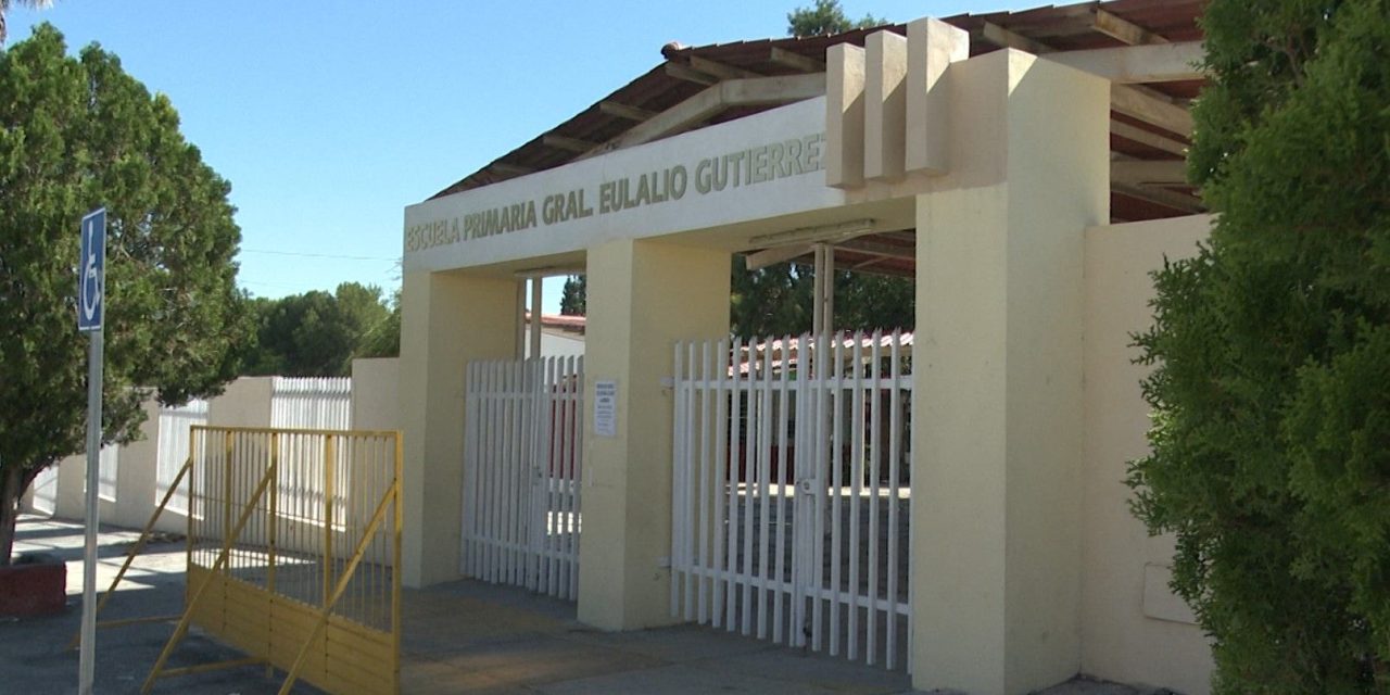 Los alumnos de educación básica regresan a la escuela este jueves