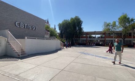 Los alumnos del CBTis 97 serán recibidos con una cancha nueva en su regreso a clases