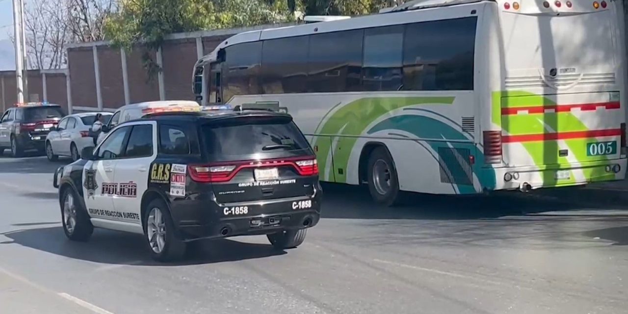 Hombre muere un hombre a bordo de un autobús en Saltillo