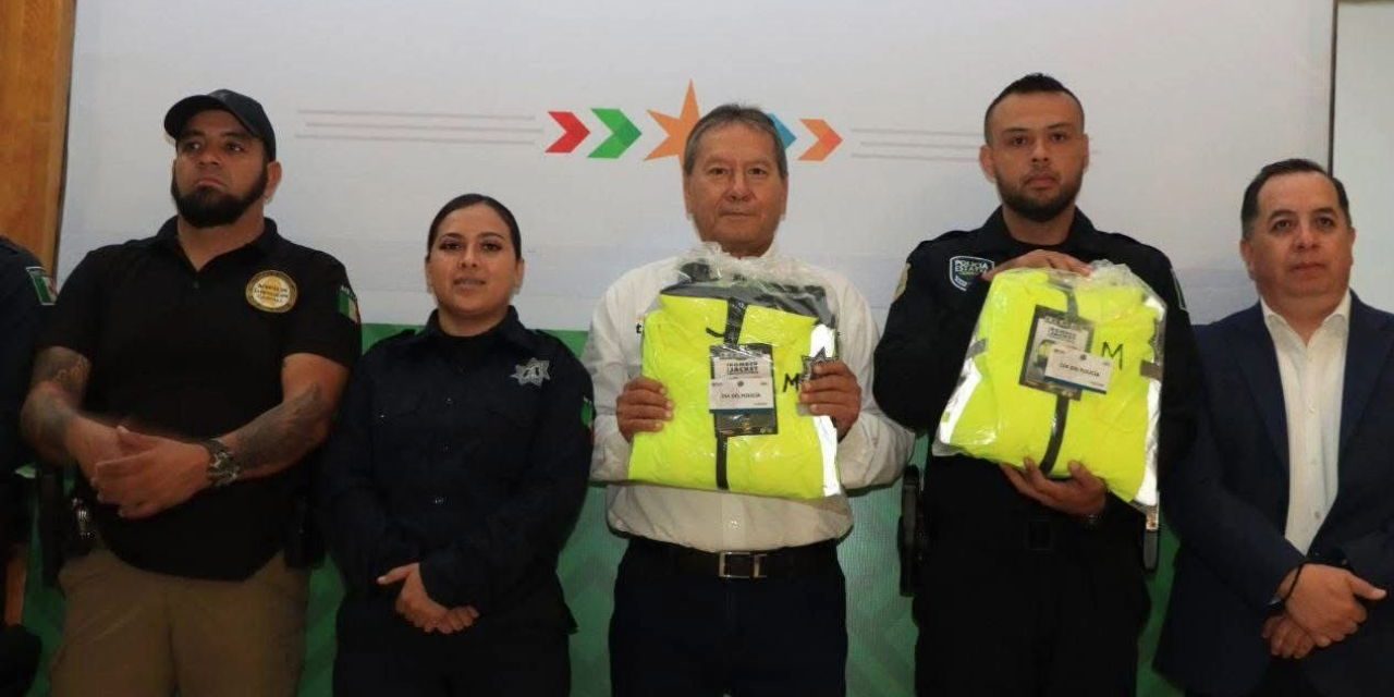 Anuncia alcalde aumento salarial a policías de San Juan de Sabinas