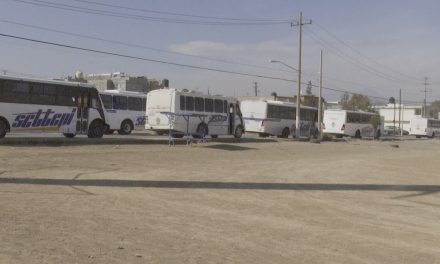 Unidades de SETTEPI invaden varias cuadras y se apropian de calles en la San Ramón