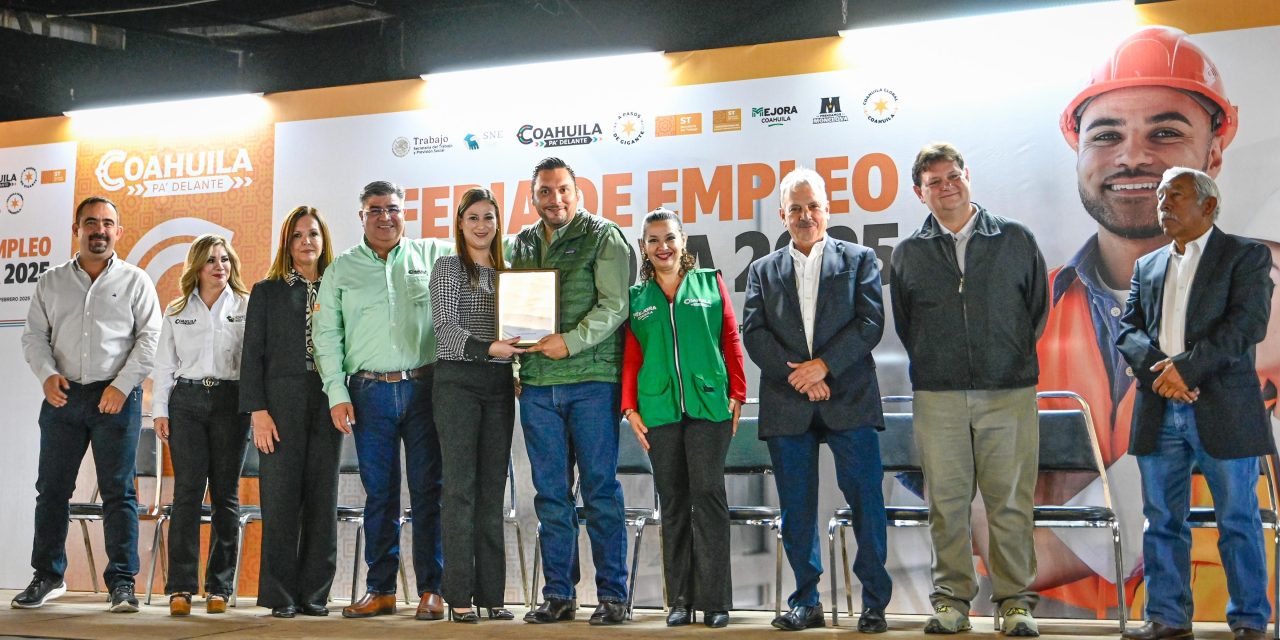 Realizan la Feria del Empleo en Monclova