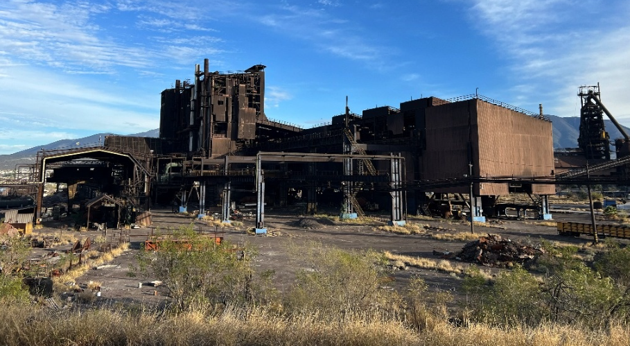 AHMSA arrastra millonarias deudas con CFE, SAT y Pemex