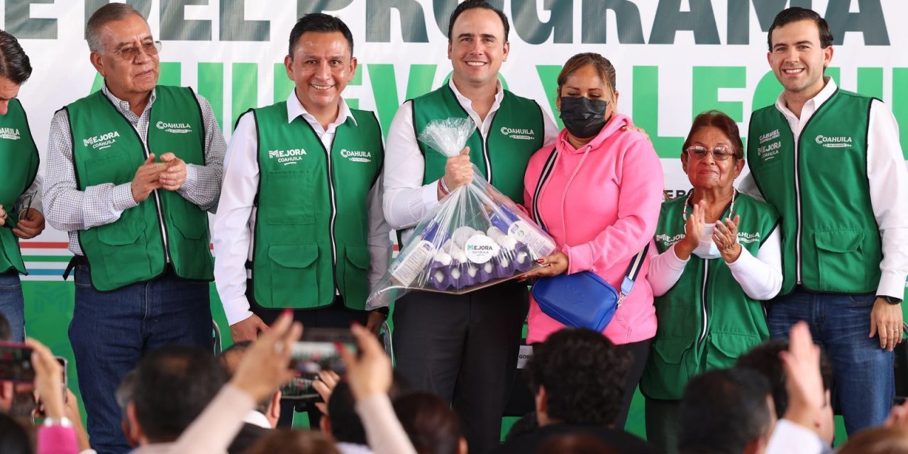 Inicia Manolo Jiménez Programa Alimentario de Huevo y Leche en Matamoros
