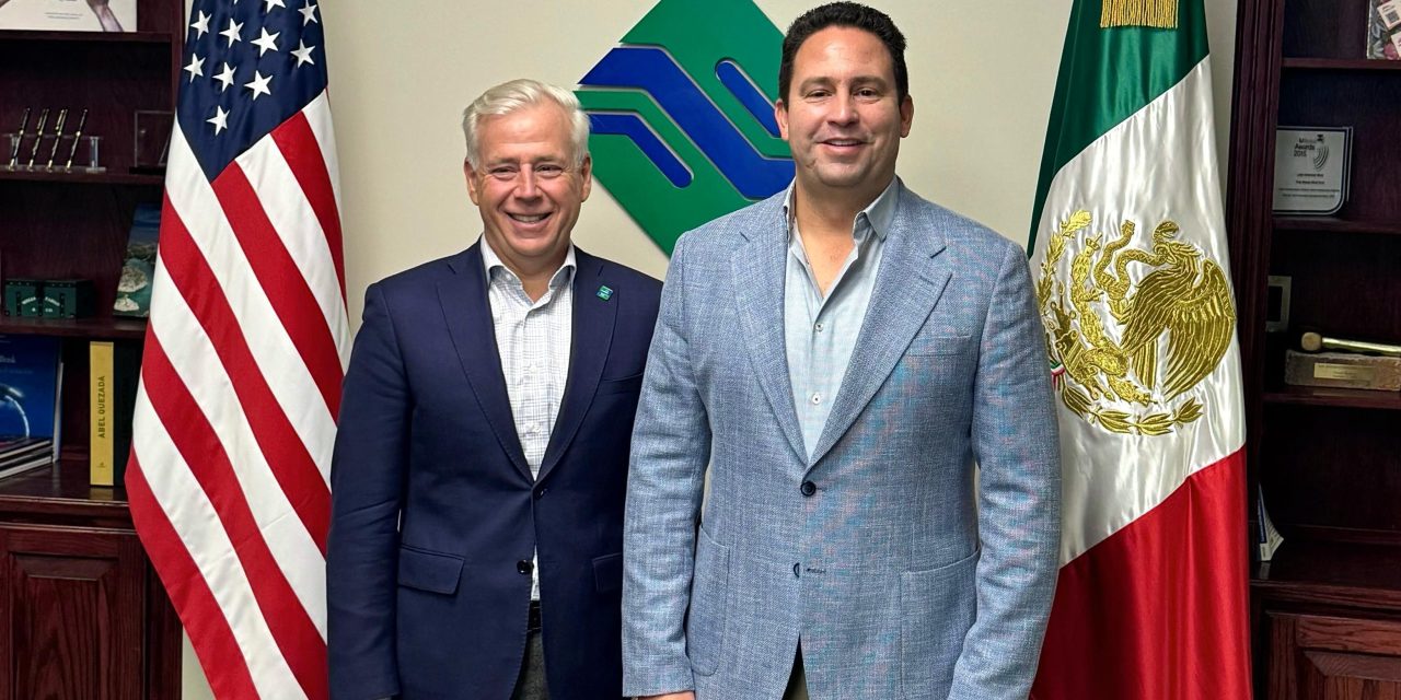 Realiza Javier Díaz gira de trabajo por Texas