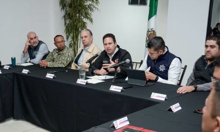 Reconoce Javier Díaz a policías que rescataron a familia de incendio