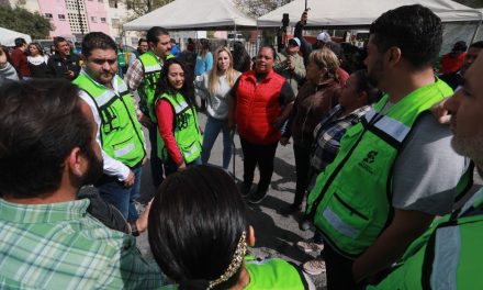 Continúa apoyo del Gobierno de Saltillo a damnificados por incendio