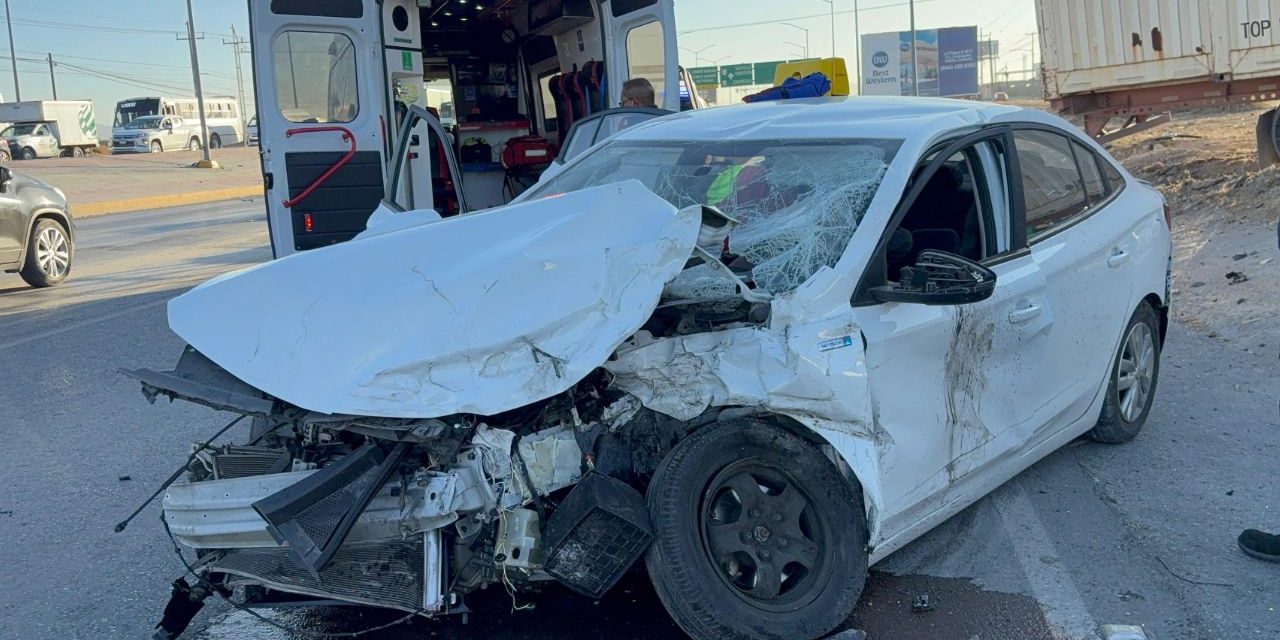 Accidente en la carretera Saltillo-Monterrey deja un herido de gravedad
