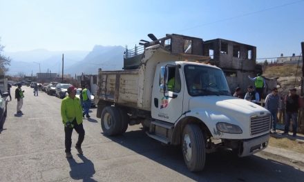Atiende Gobierno de Saltillo a afectados por el incendio en ‘Las Isabeles’