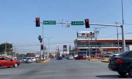 Saltillo: Cambiará la semaforización en el cruce de Valdez Sánchez y LEA