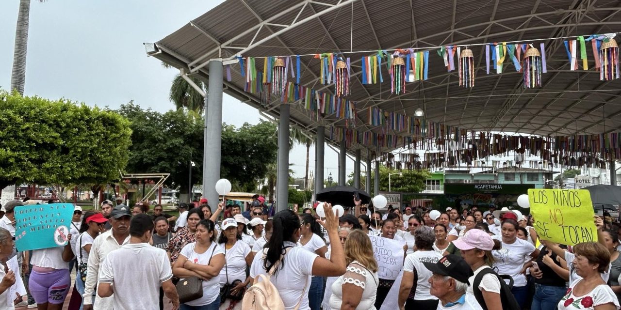 Más de 400 chiapanecos regresan a su tierra tras 7 meses de refugio en Guatemala
