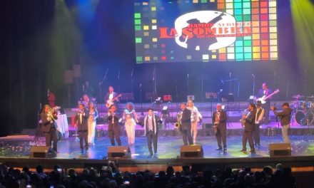 Disfrutan de un gran espectáculo a beneficio gracias a Fundación RCG