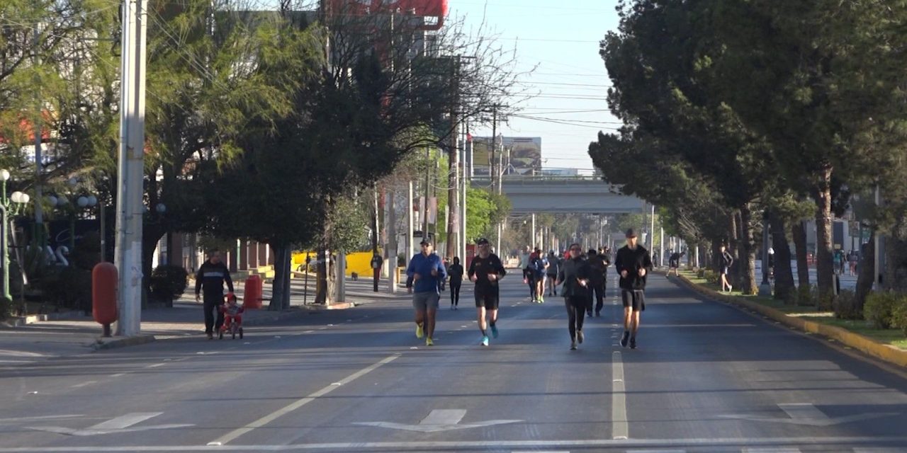 Disfrutan cientos de saltillenses de actividades en la Ruta Recreativa