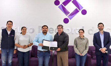 Entregan tres poderes listados de candidaturas judiciales