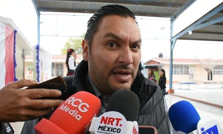 Se realiza feria del empleo en Monclova