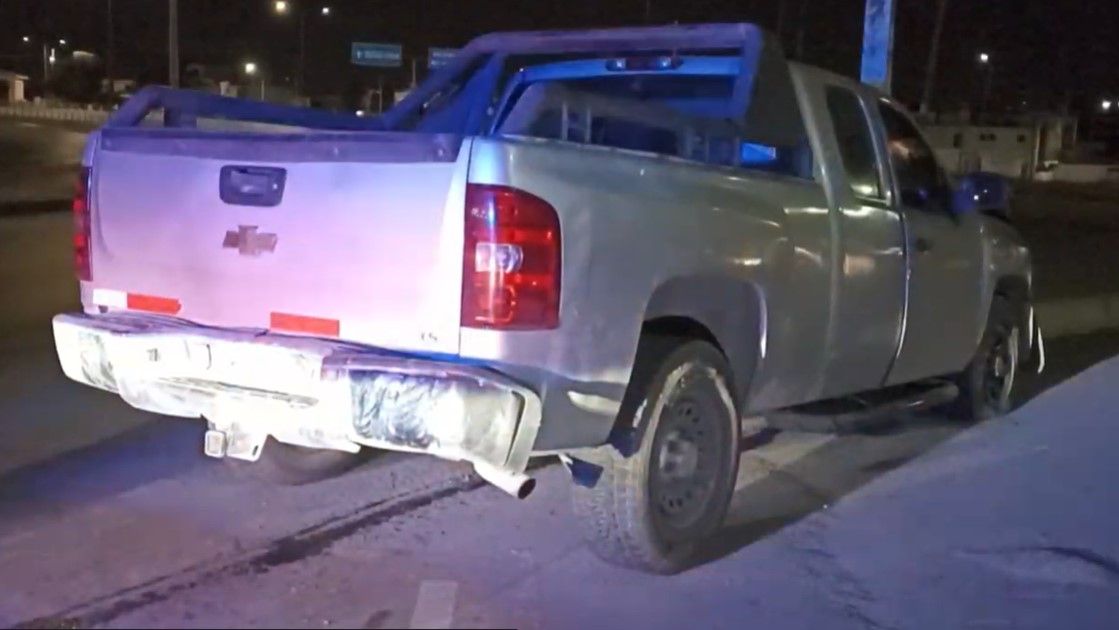 Lo proyectaron contra poste en Saltillo