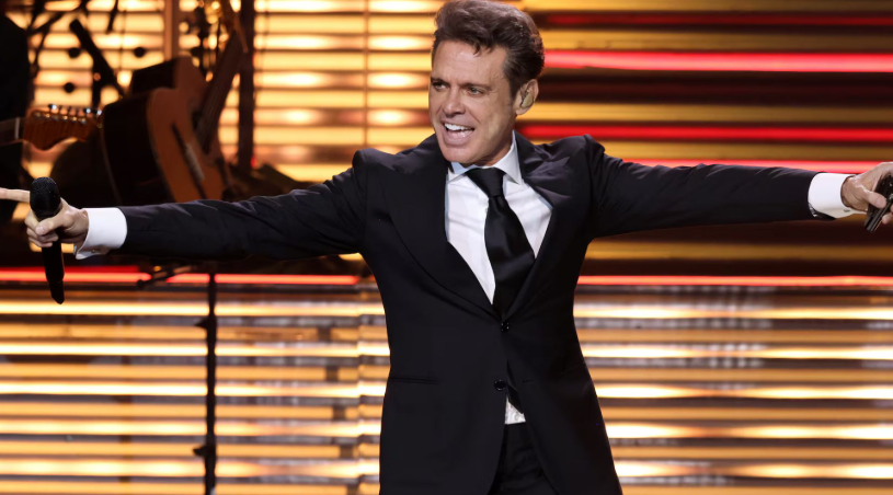 Piloto asegura que equipo de Luis Miguel le debe 6 millones de pesos