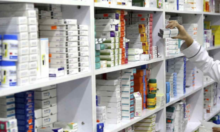 Admite Secretaría de Salud ‘momentos críticos’ en el abasto de medicamentos