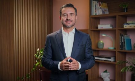 Morena inicia procedimiento de revisión por afiliación de Miguel Ángel Yunes