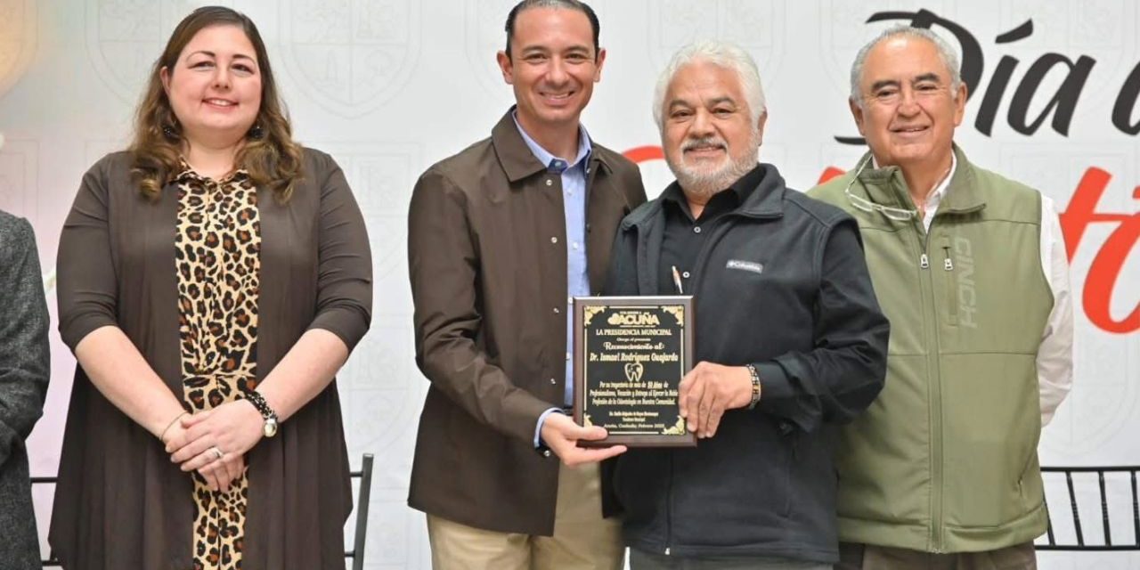 Reconoce Gobierno de Acuña a los odontólogos