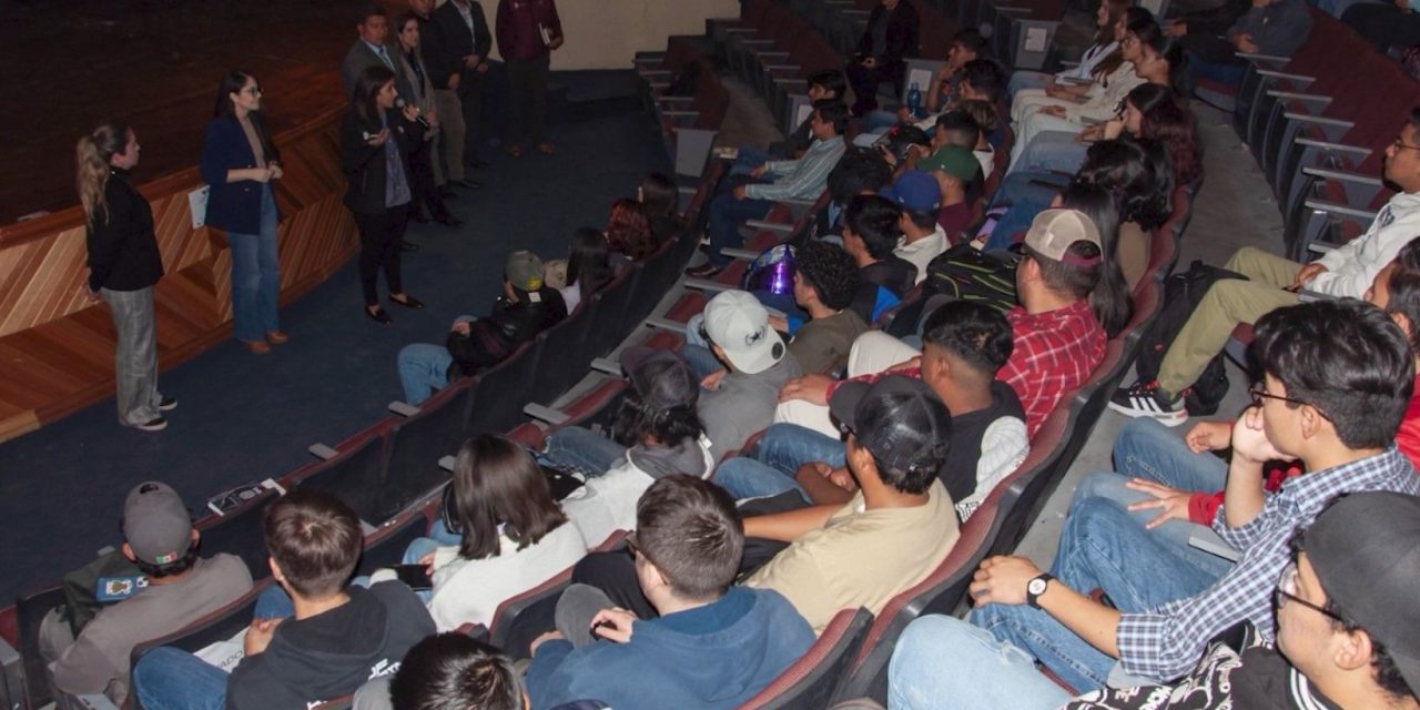 Oferta Tec Saltillo nuevo programa de inglés para la comunidad estudiantil