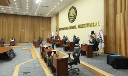 Buscan 60 organizaciones convertirse en partidos políticos nacionales