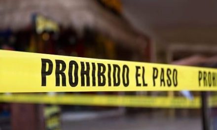 Familia vive una tragedia: Niño de 3 años fallece ahogado en alberca en Santiago, Nuevo León