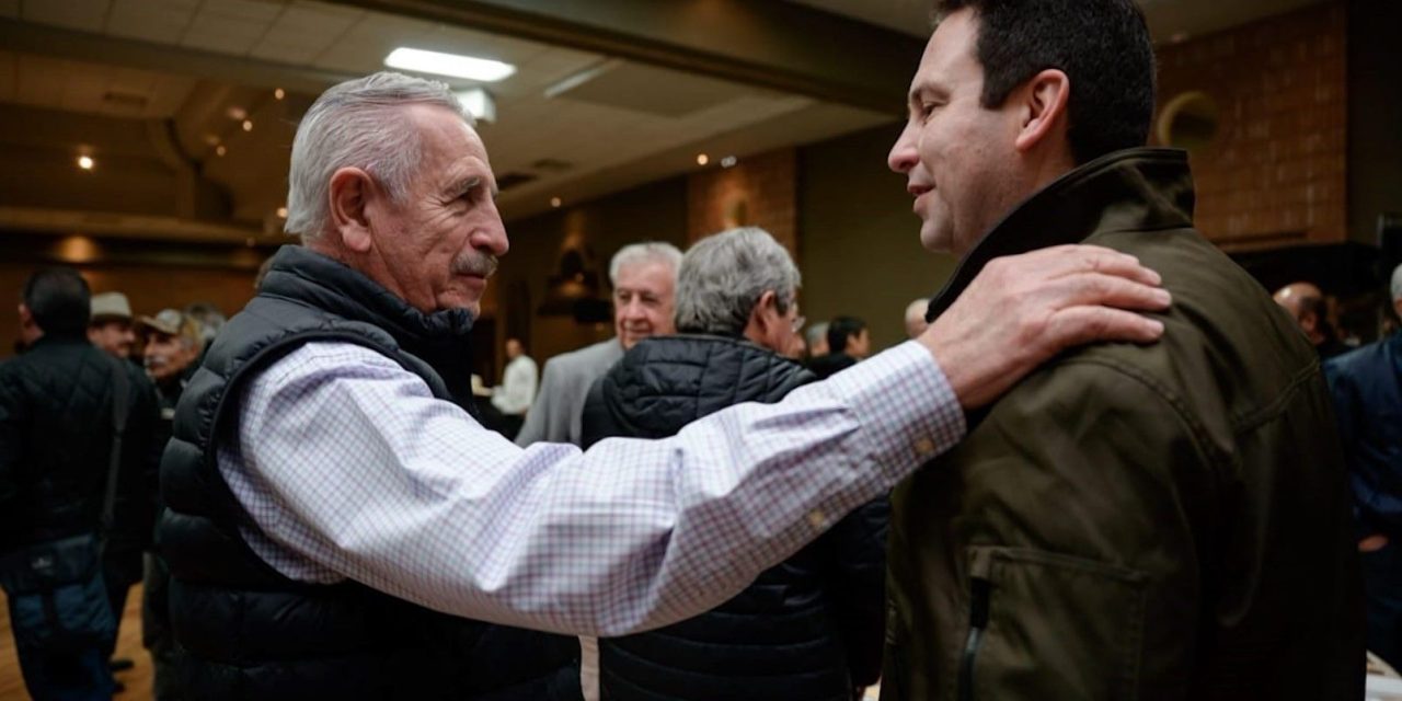 Reconoce Javier Díaz a agrónomos en su día