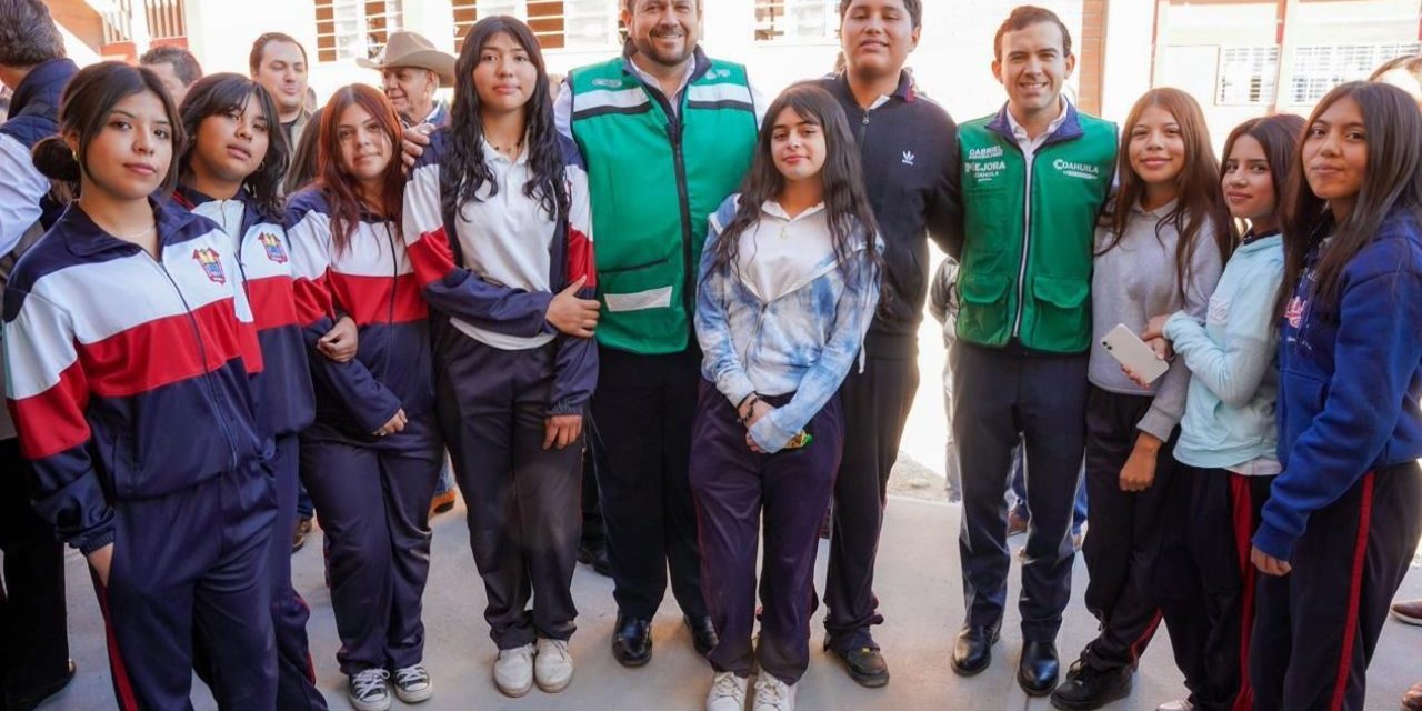 Tomás Gutiérrez y Gabriel Elizondo entregan infraestructura educativa