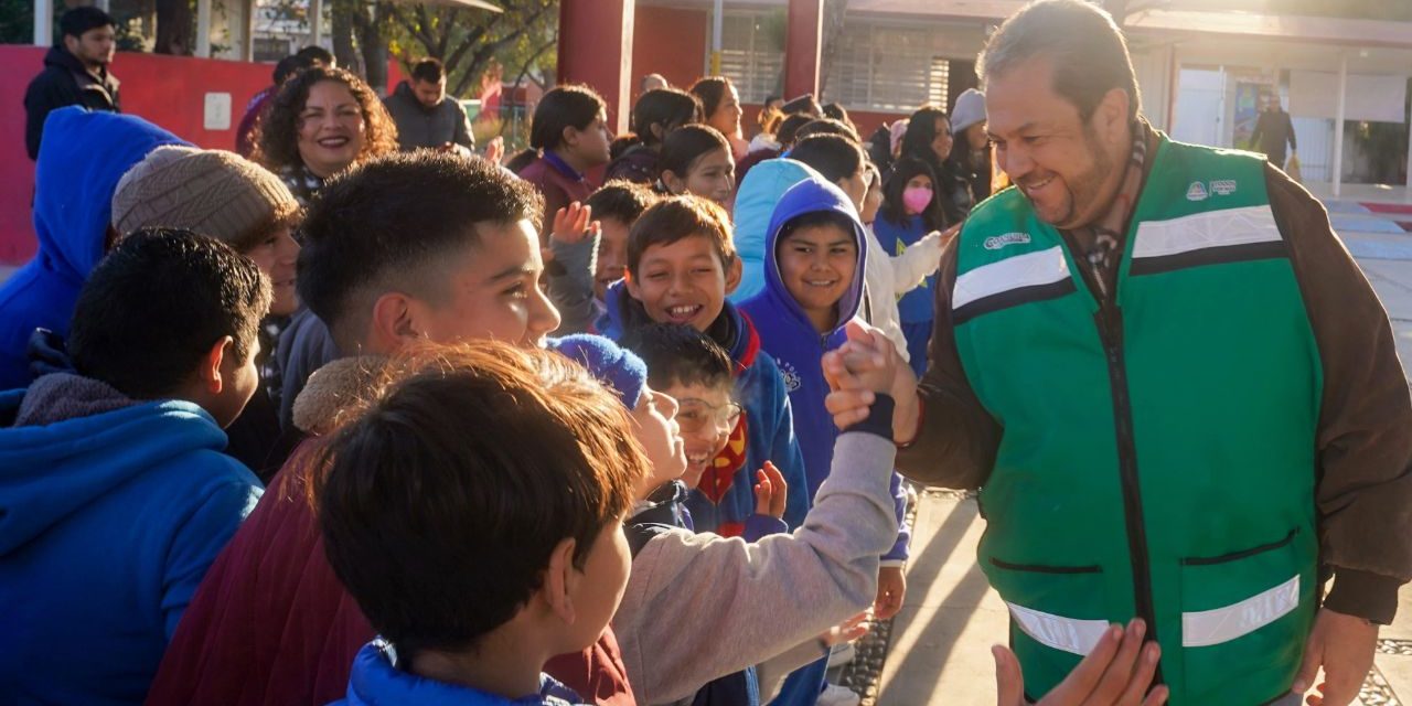 Tomás Gutiérrez impulsa proximidad policial en escuelas de Ramos Arizpe