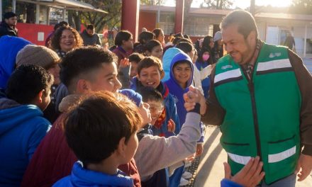 Tomás Gutiérrez impulsa proximidad policial en escuelas de Ramos Arizpe