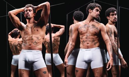 Bad Bunny se desnuda para Calvin Klein