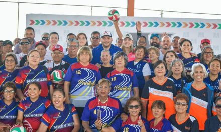 Inaugura Carlos Villarreal los Juegos Deportivos y Culturales del Adulto Mayor