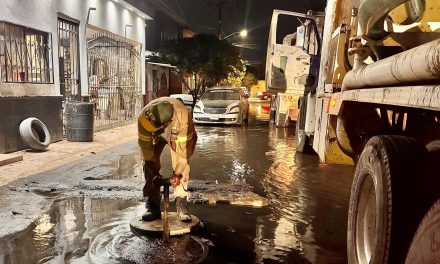 Atienden Simas Torreón y Conagua filtraciones en canal de riego