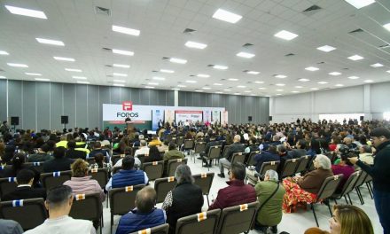 Preside Román Cepeda Foros de Consulta Ciudadana