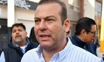Busca Felipe González aclarar su participación en una riña en Torreón
