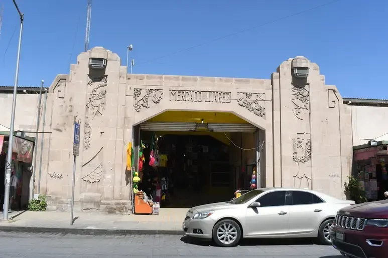 Dan luz verde a apoyos para locatarios del Mercado Juárez