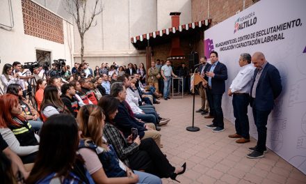 Impulsa Javier el empleo en Saltillo