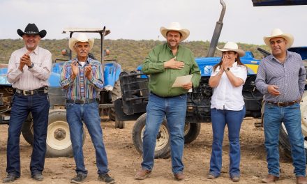 Tomás Gutiérrez arranca nuevo ciclo agrícola en Ramos Arizpe