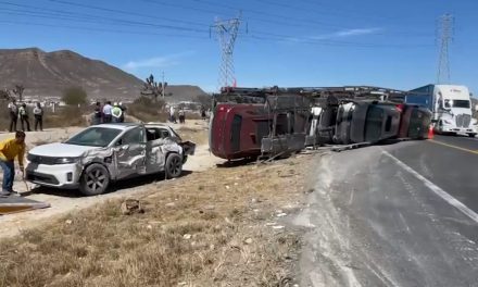 Accidente en el Libramiento Norponiente arrojó como saldo solo daños millonarios