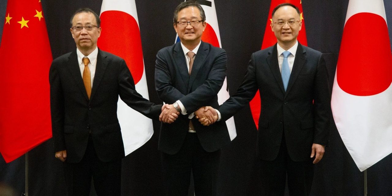 China, Japón y Corea del Sur se unen contra los aranceles de Trump