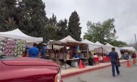Comerciantes de Artega generan toneladas de basura